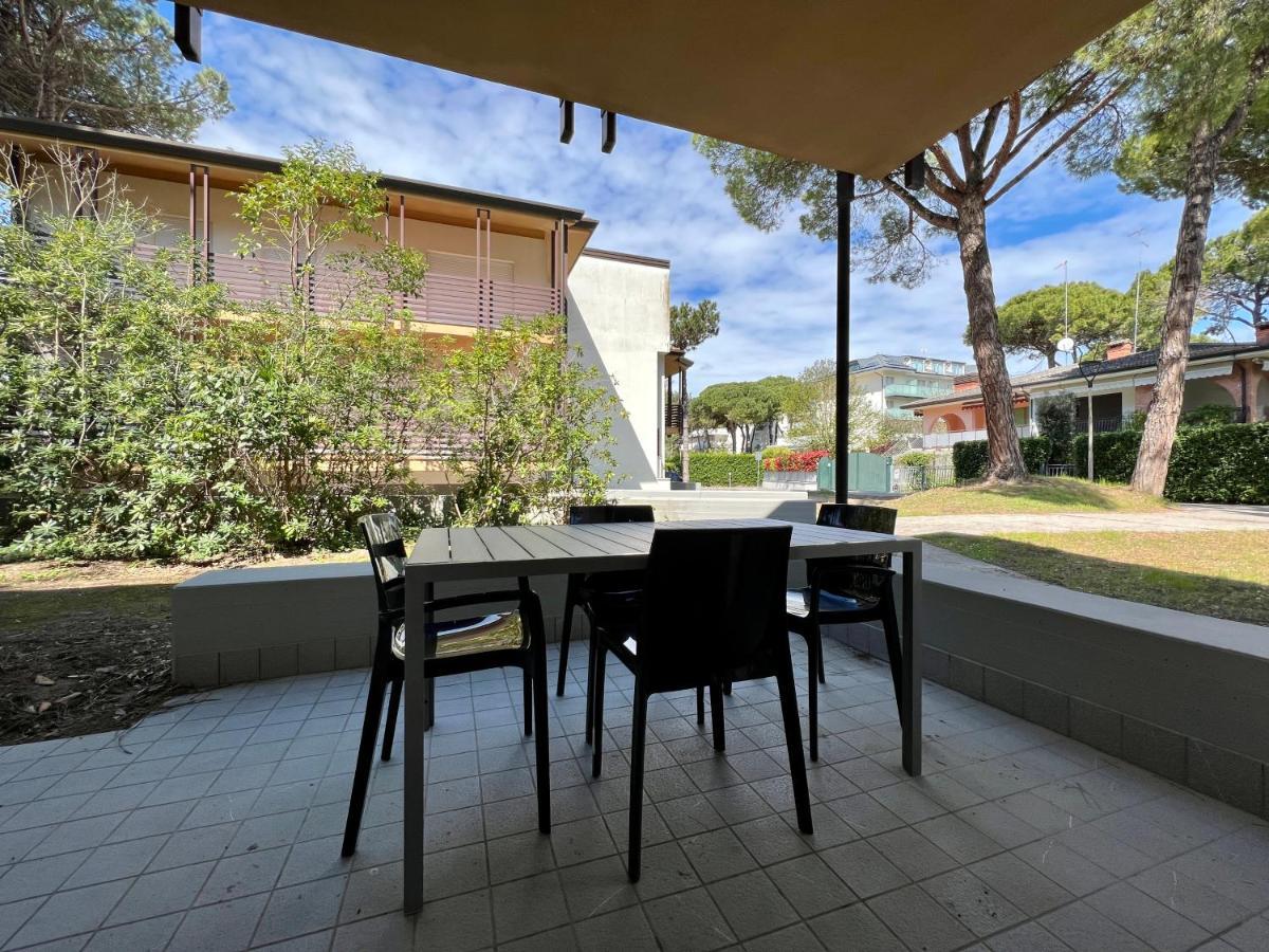 Prassitele Apartments Lignano Sabbiadoro Exterior photo